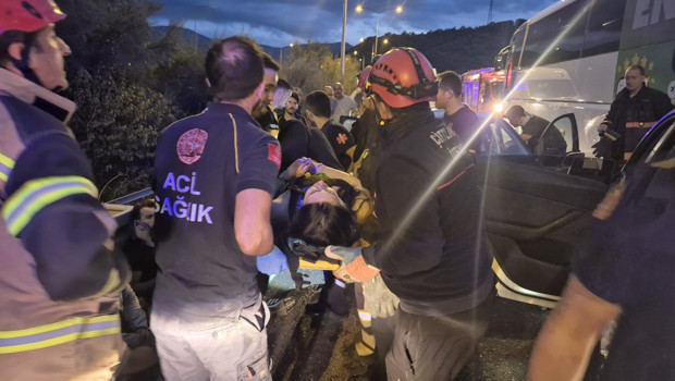 İstanbul-İzmir Otoyolu'nda zincirleme kaza: 11 yaralı