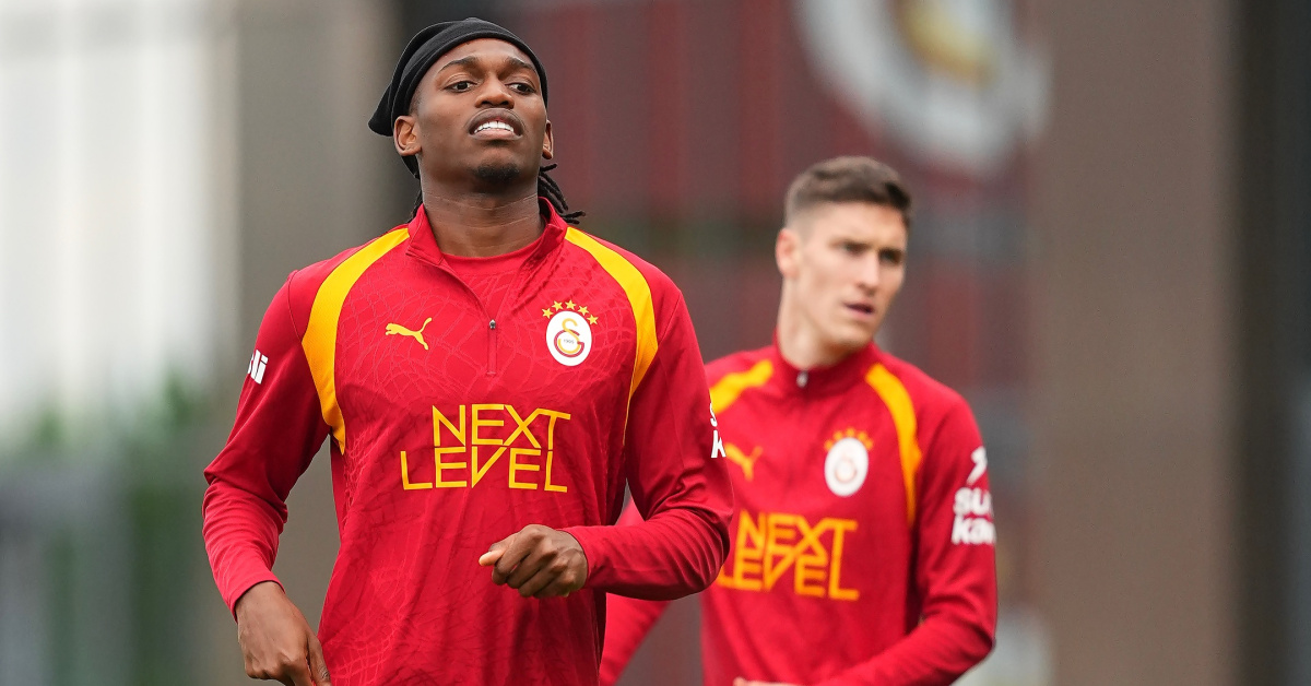 Galatasaray'da Trabzonspor mesaisi!