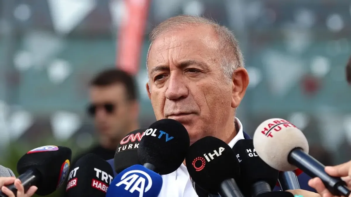 Mahkeme tedbir kararını kaldırdı! Gürsel Tekin'in görevi sona erdi