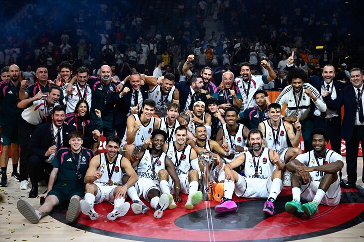 Basketbol Avrupa Ligi Süper Kupa finalinde Real Madrid, şampiyon oldu