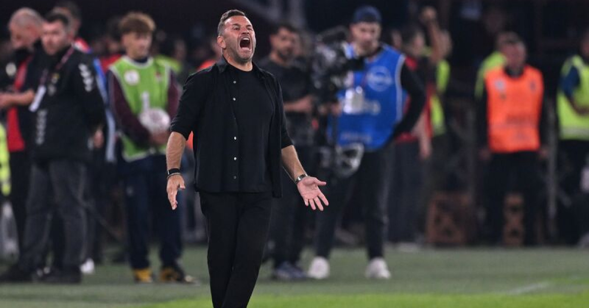 "Hakem beni isteyerek attı!"