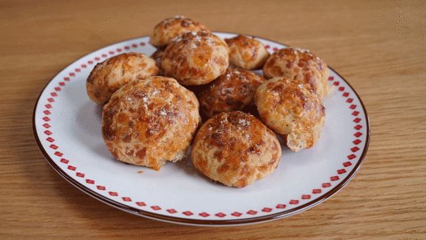 Glutensiz mısır unlu poğaça tarifi (Videolu)