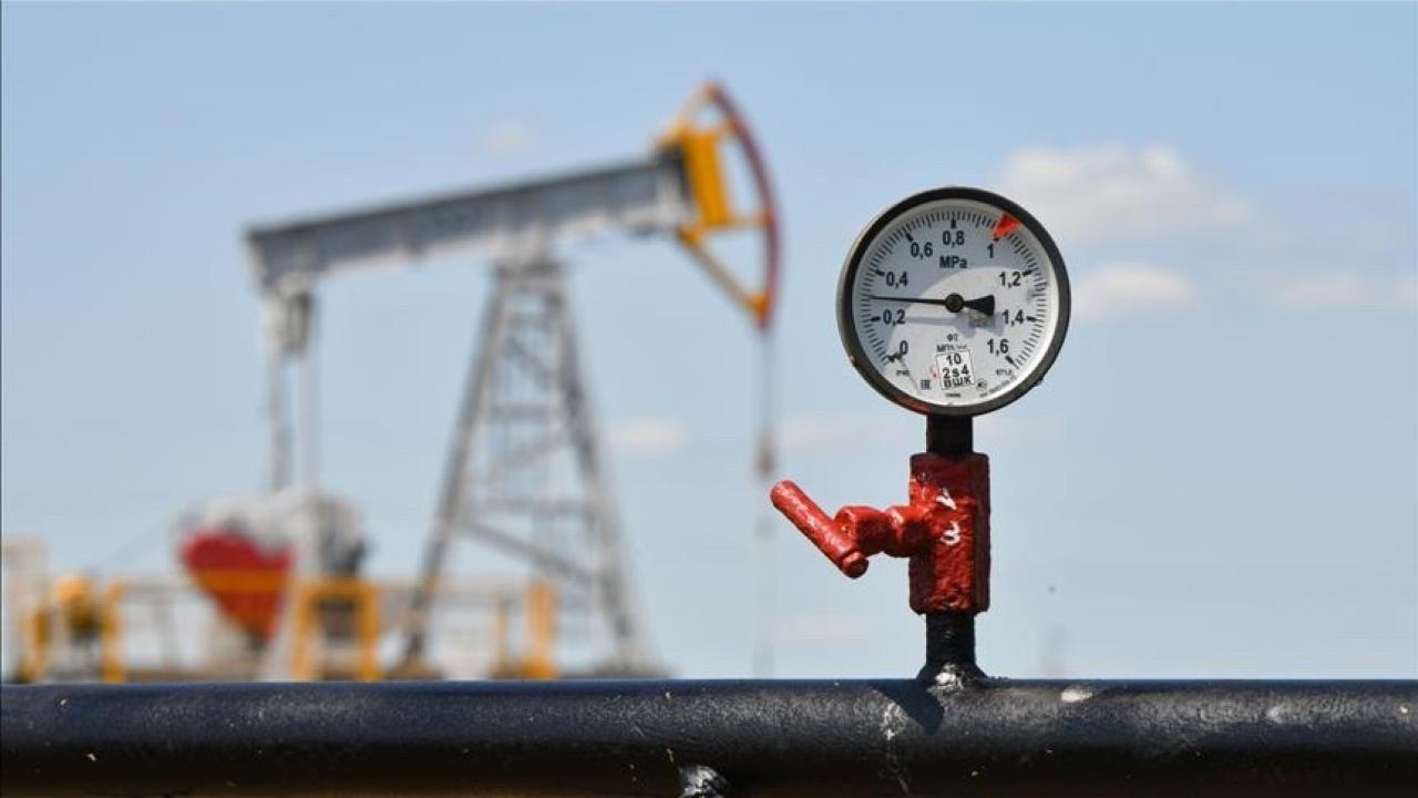 Brent petrolün varili 102,08 dolardan işlem görüyor