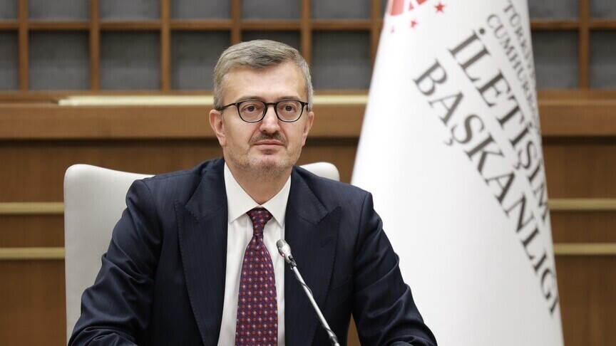 İletişim Başkanı Duran, vefatının 14. yılında Neşet Ertaş'ı andı