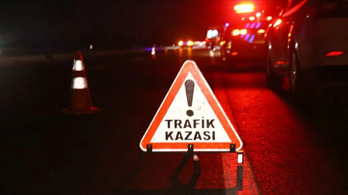 Manisa'da traktör devrildi! Feci kazada 2 kişi hayatını kaybetti