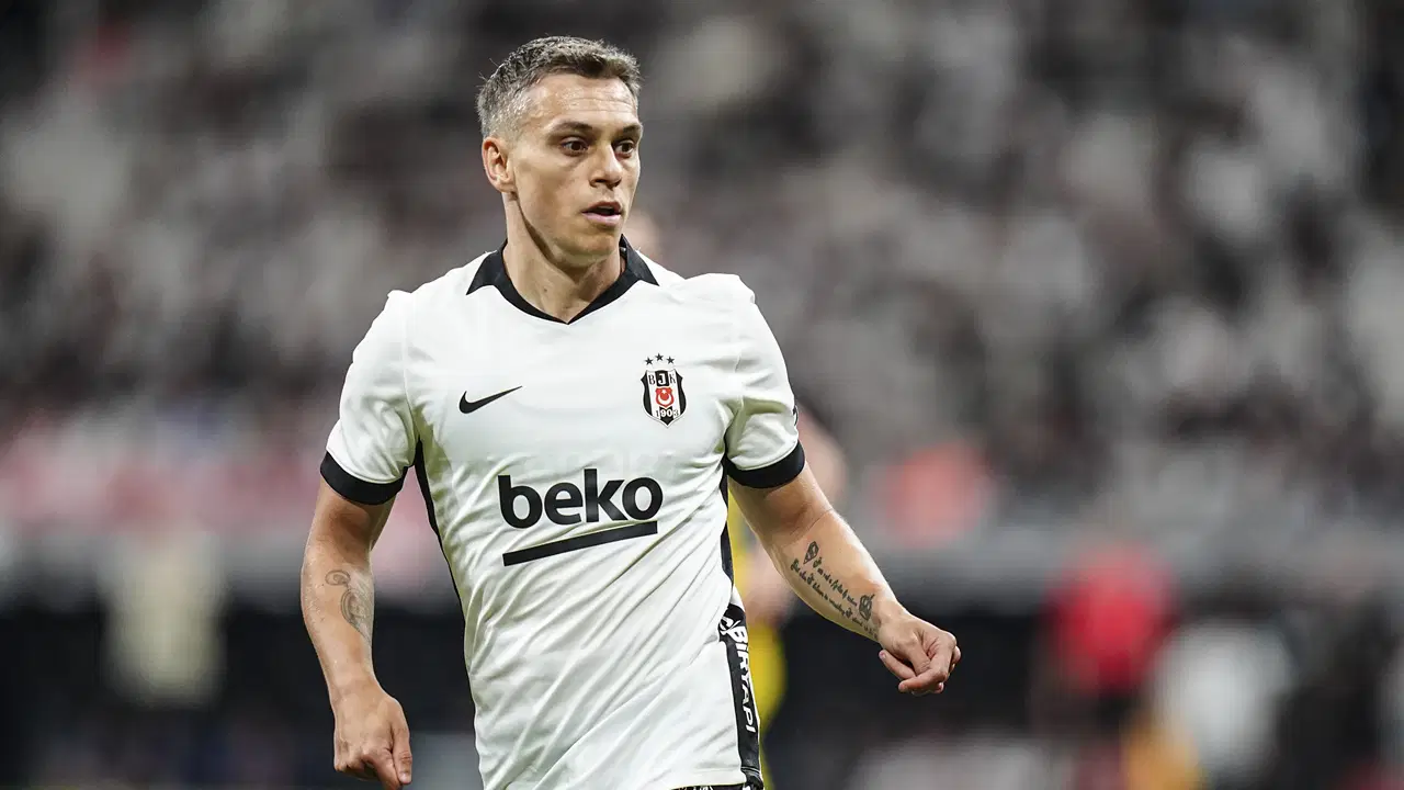 İtalya maçında forma giymemişti: Mark van Bommel, Trossard'ın son durumunu duyurdu