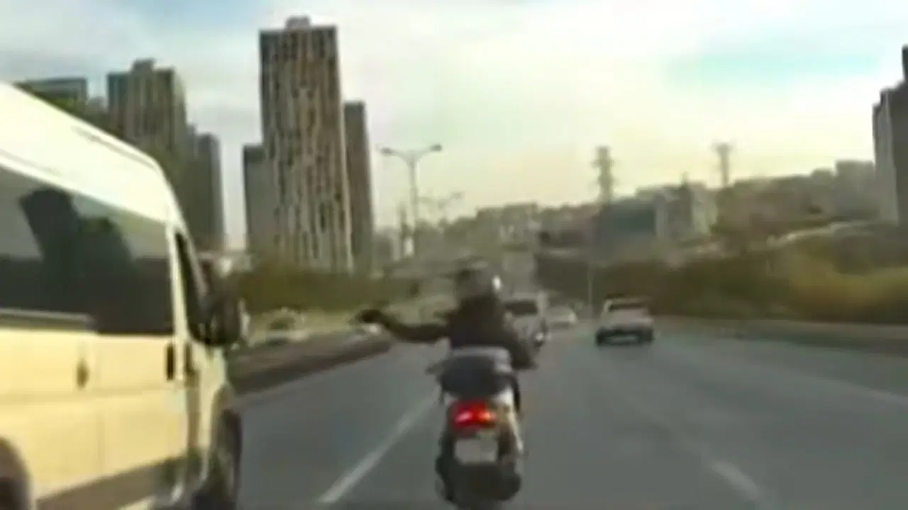 Trafikte korkunç hareketler: Servis şöförü tutuklandı