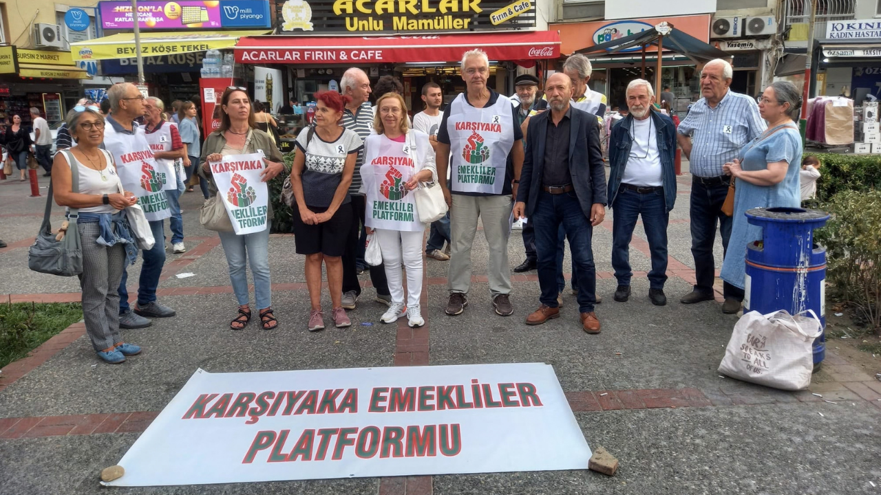 Emekliler Karşıyaka’da bir araya geldi: Geçinemiyoruz