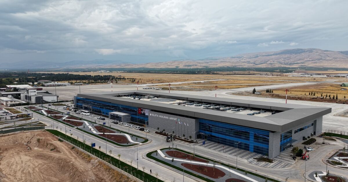 Malatya Havalimanı'nda yeni terminal açıldı