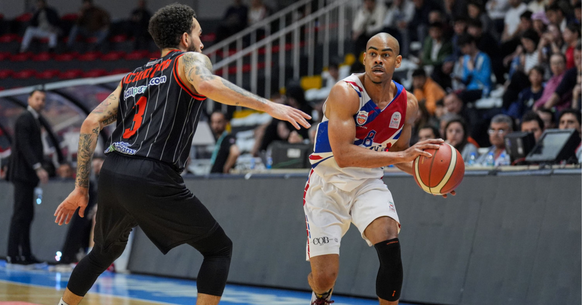 Markel Starks Karşıyaka'da!