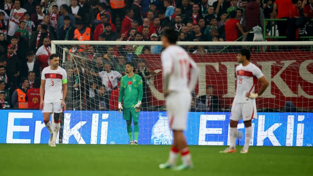 Milli Takım dağıldı: İtalya hezimeti tribünleri isyan ettirdi