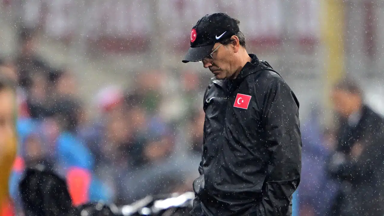 İstifa etmeyi düşünmediğini açıklamıştı: TFF'den Vincenzo Montella kararı