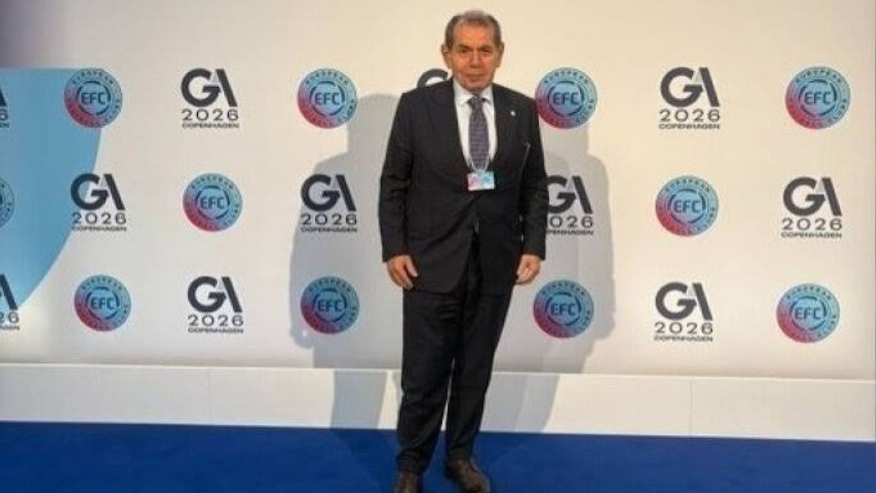 Galatasaray Başkanı Dursun Özbek Avrupa Kulüpler Birliği toplantısına katıldı