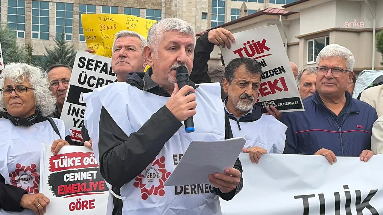 Edirne'de emekliler tek ses gerçekleşti: 'Bu ülkede gerçekler rakamlarda saklı!'