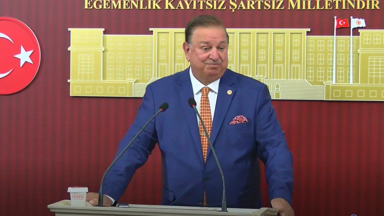 YRP İstanbul Milletvekili Bekin 'istemeyerek' istifa etti: 'Bana acı verse de...'