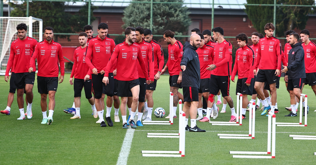 A Milli Takım'da Emirhan Topçu müjdesi!