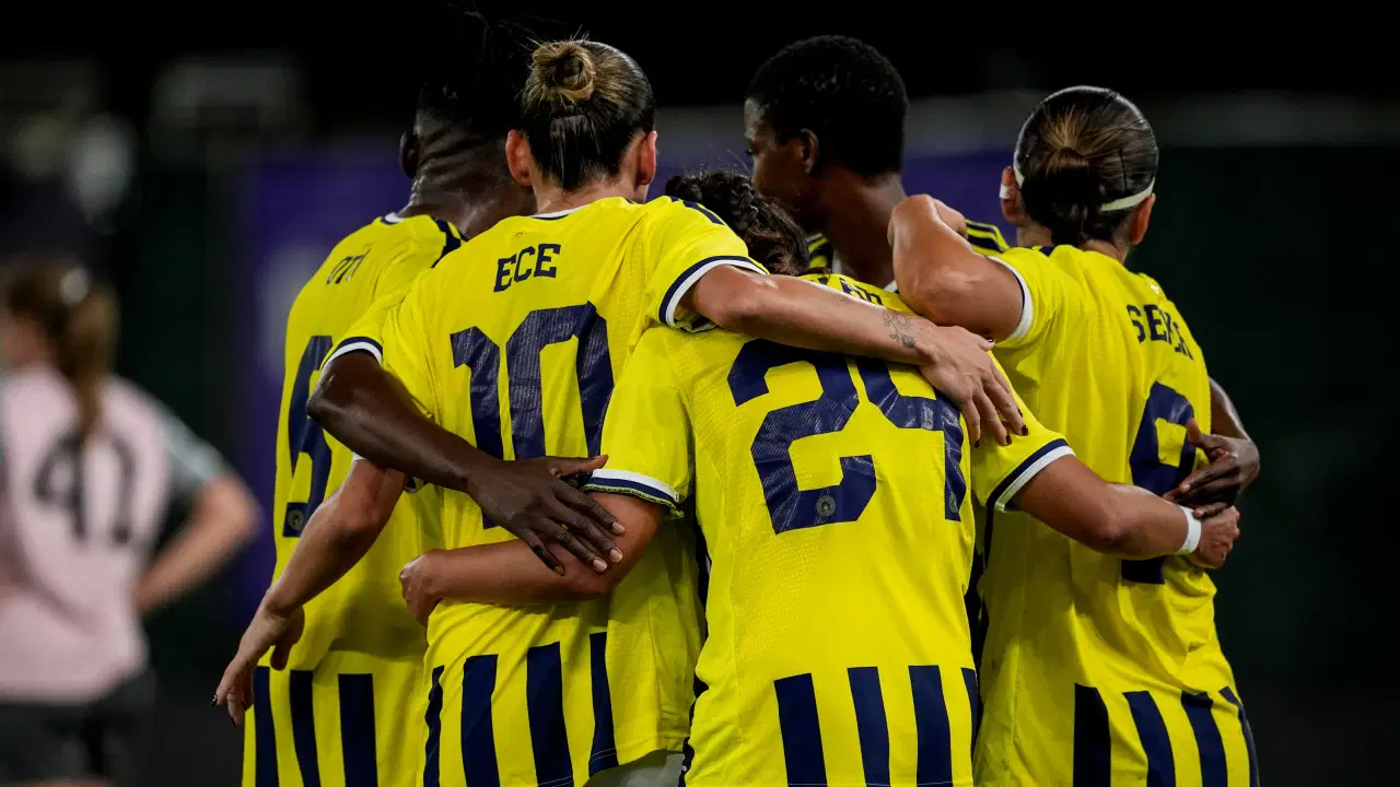 Fenerbahçe arsaVev UEFA Kadınlar Avrupa Kupası'nda son 16 turuna yükseldi!