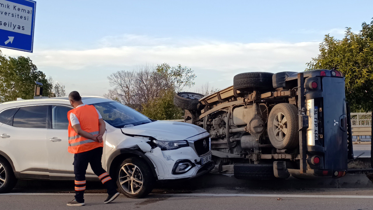 Çocukla birlikte otomobili kaçırdı: Kaçarken ortalığı birbirine kattı! 3 kişiyi yaraladı