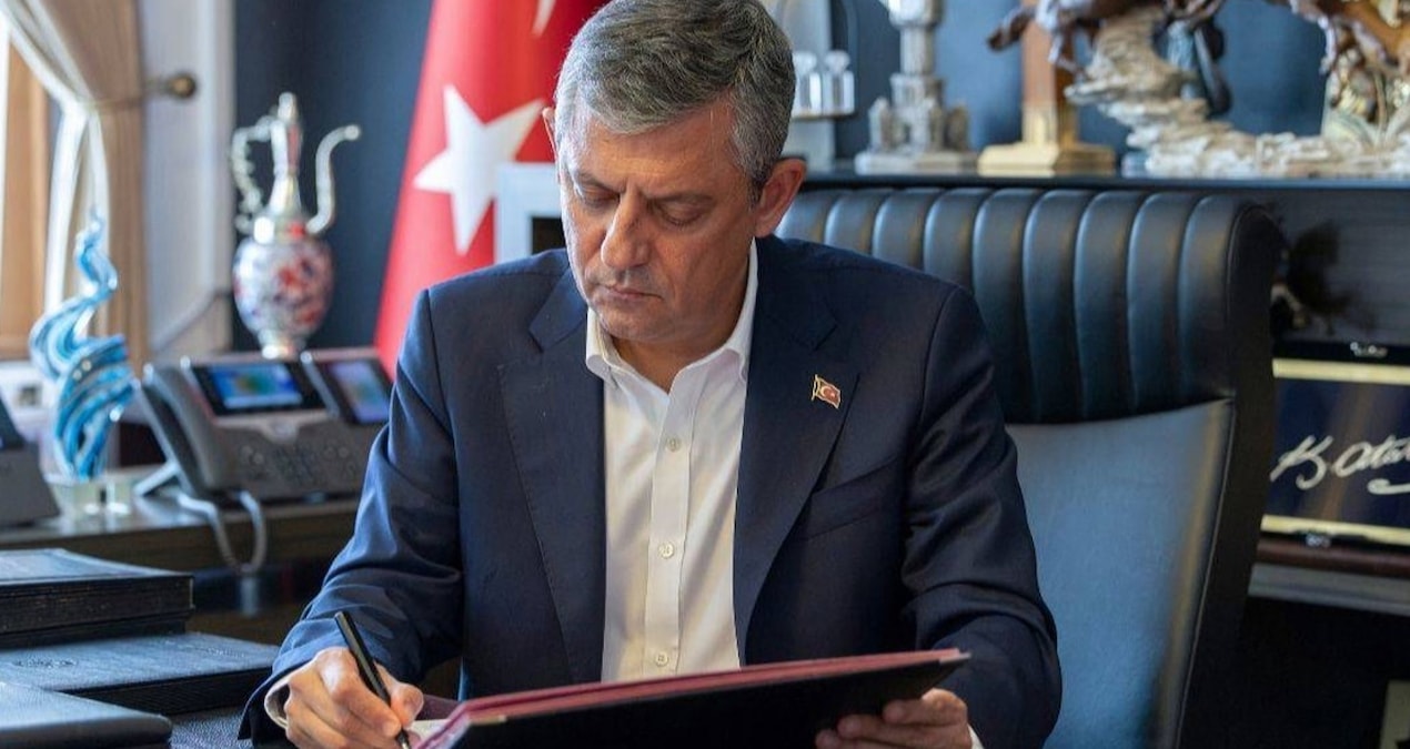 Onlar soydu, siz bostan korkuluğu musunuz?