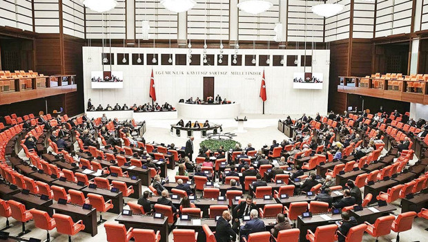 son yasama yılı bugün başlıyor… Meclis’te gündem yoğun