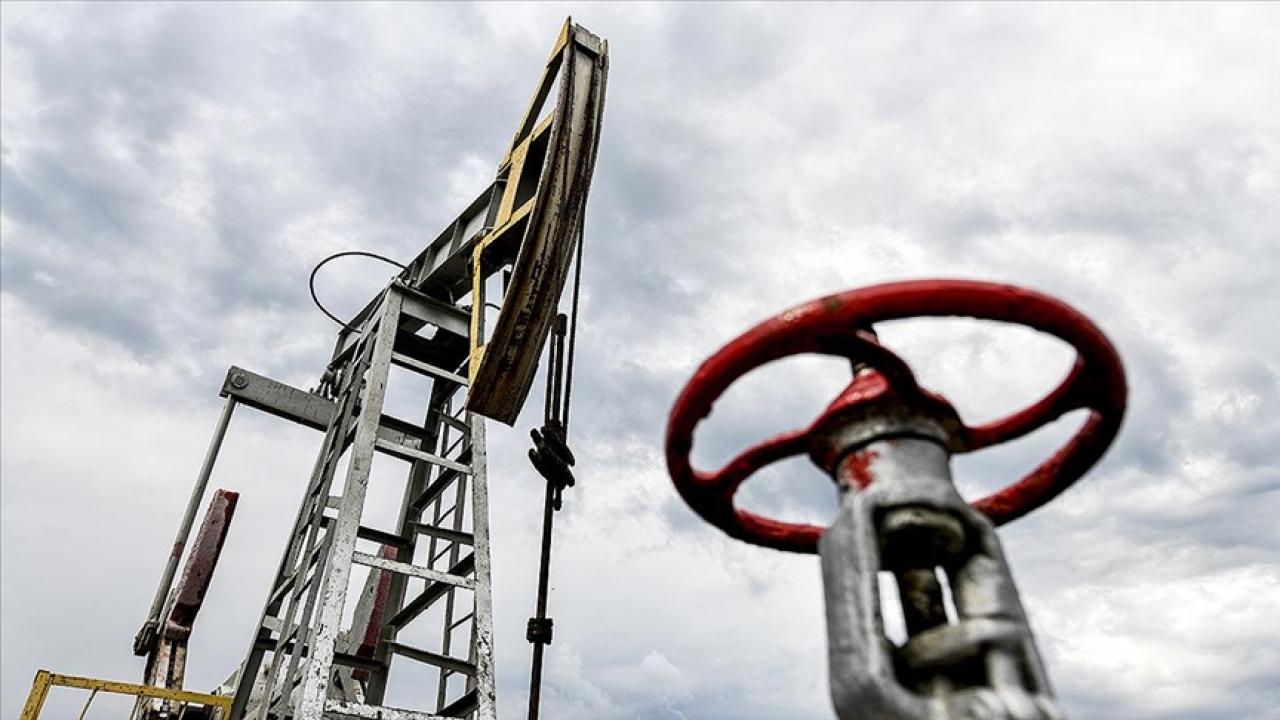 Brent petrolün varili 97,39 dolardan işlem görüyor