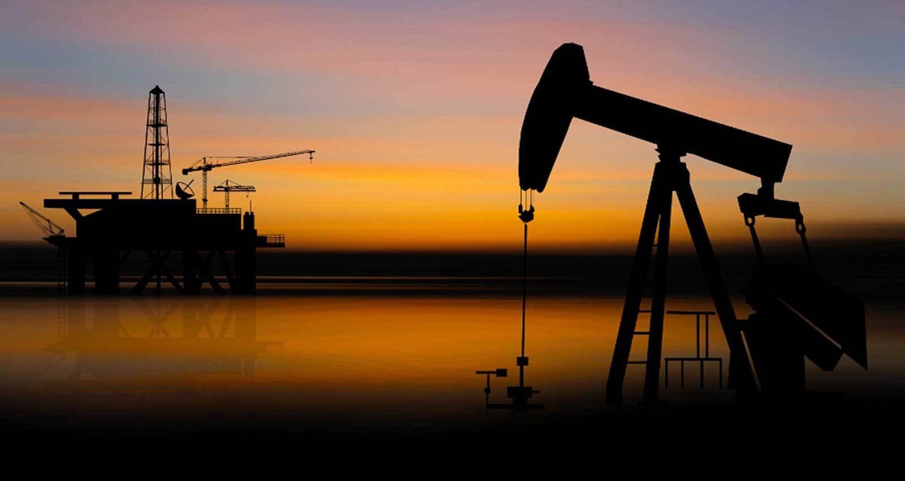 Brent petrolün varili 99 dolara yükseldi
