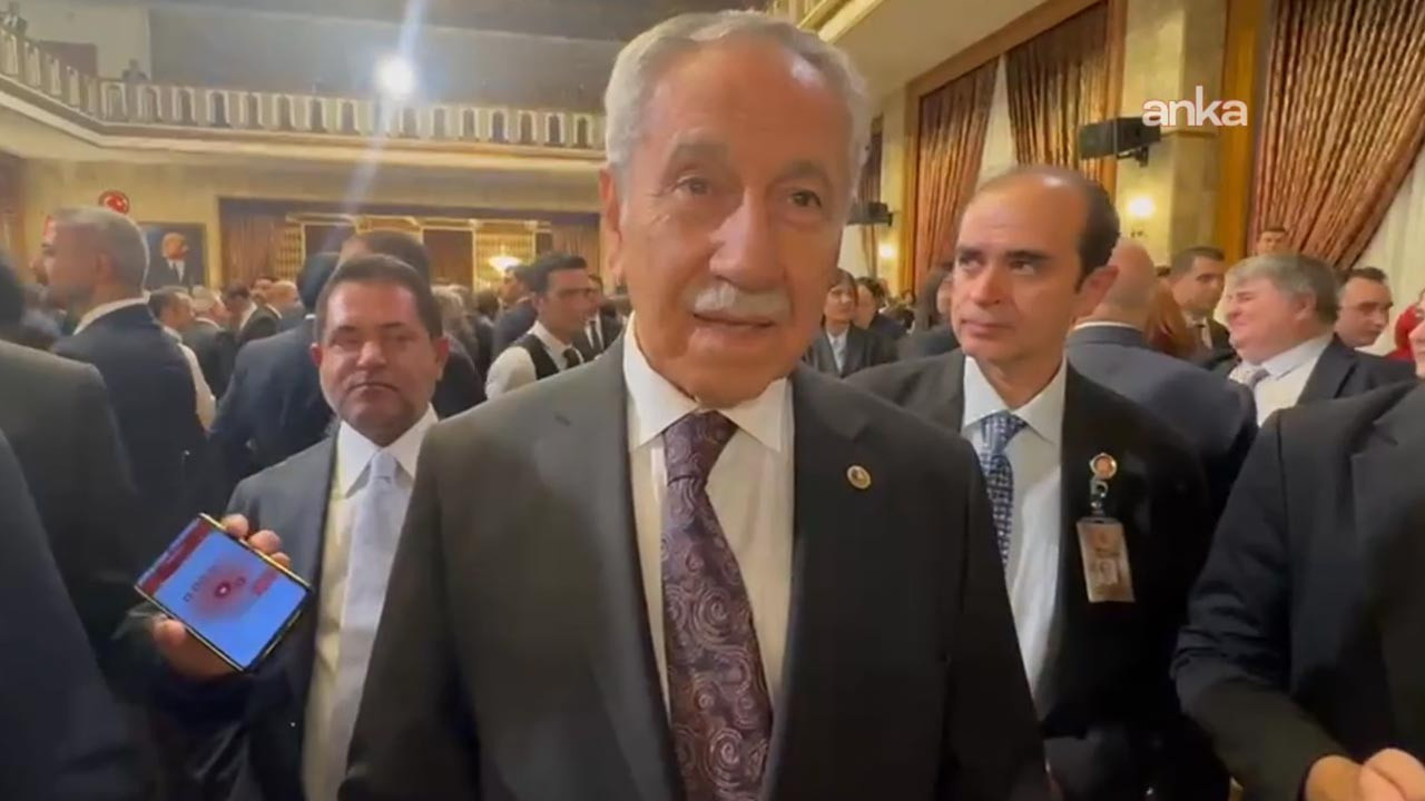 Bülent Arınç'tan meclis respsiyonunda fon skandalı çıkışı: Hepsinin teşhir edilmesi lazım