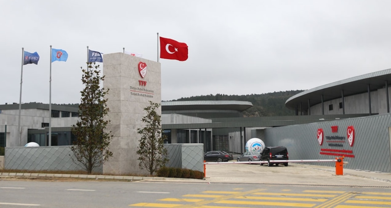 TFF heyetinin Belçika'ya girişinde zorluk çıkarıldı