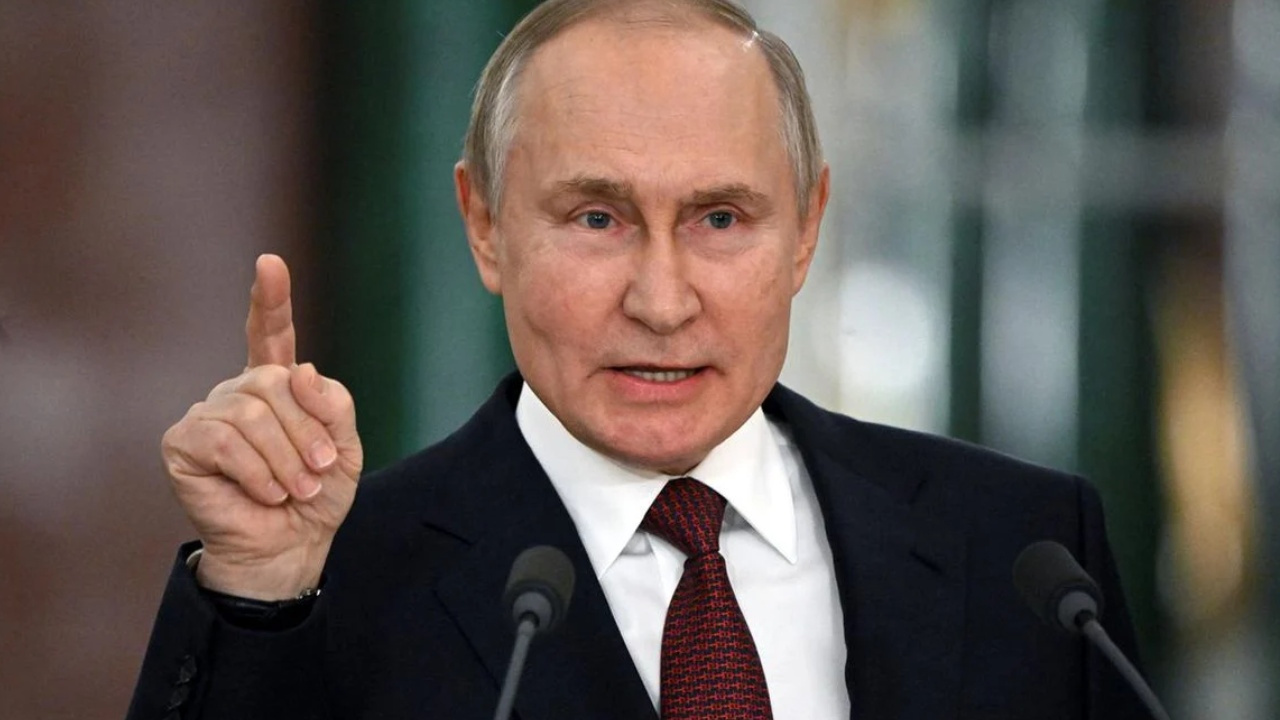 Putin'den Avrupa'ya flaş çıkış: Tüm silahlarımızı kullanırız