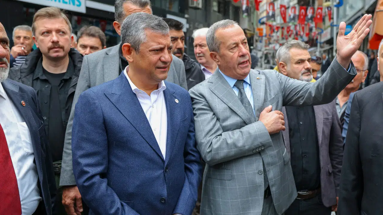 Özgür Özel Rize'de... Meclis'teki protestoyu anlattı: 'Döndük arkamızı, çektik gittik'