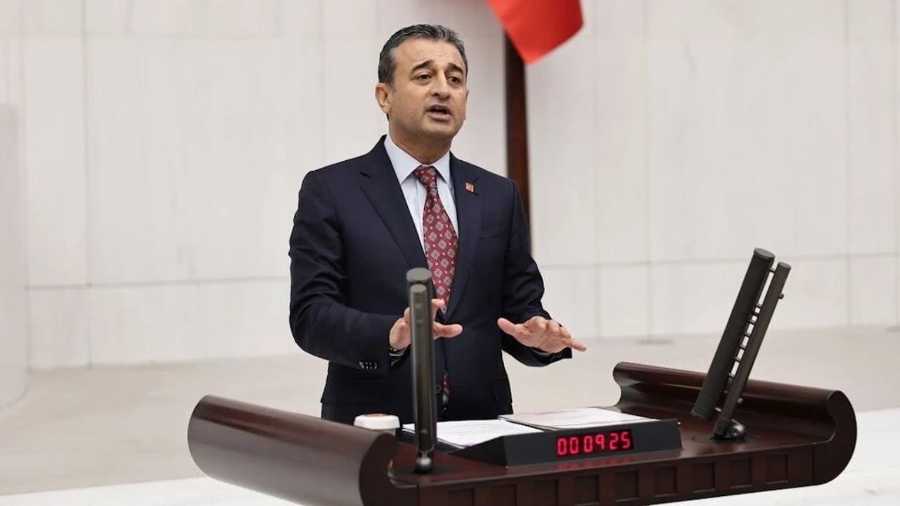 Tepki toplamıştı... Mersin'de belediye operasyonunda çekilen görüntüler Meclis'e taşındı