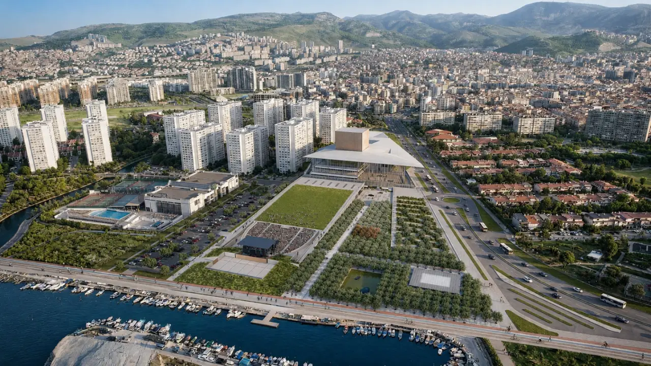 Cemil Tugay İzmir Opera Binası için düğmeye bastı