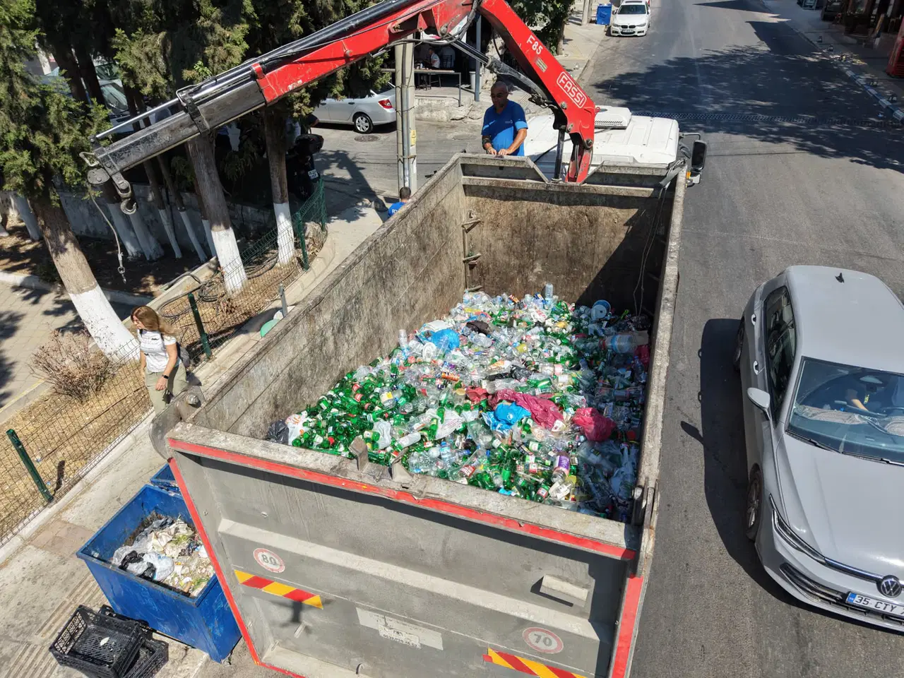 Buca’da 158 ton cam atık geri dönüşüme kazandırıldı
