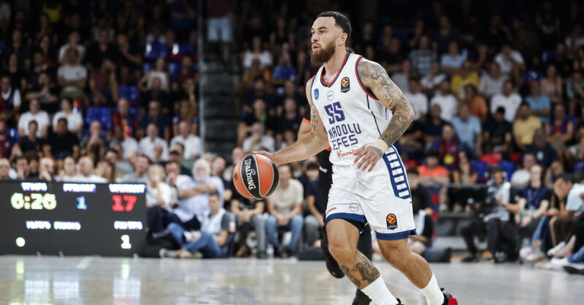 Anadolu Efes'te Mike James şoku!