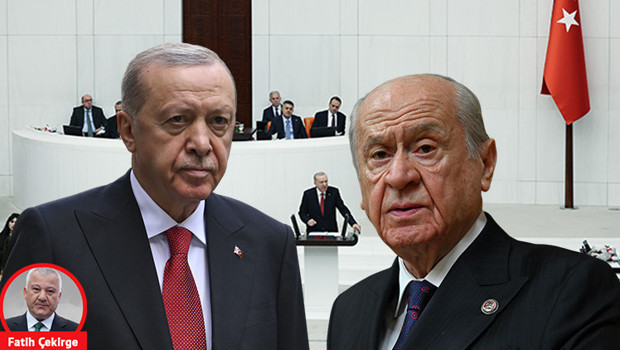 TBMM açılışında iki tarihi mesaj