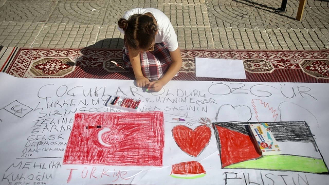 Ordu'da 'Filistinli Çocuklar için Çiz' etkinliği düzenlendi