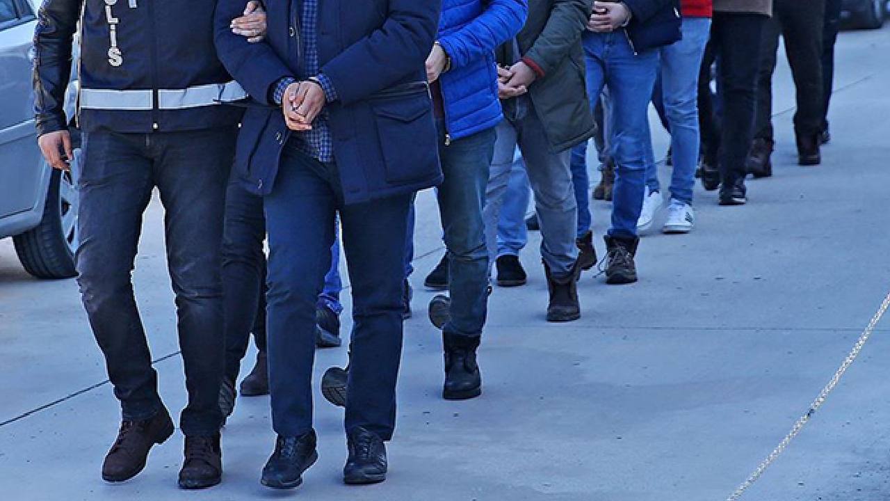 9 ilde FETÖ'ye ait askeri gizli örgütte operasyon gerçekleştirildi