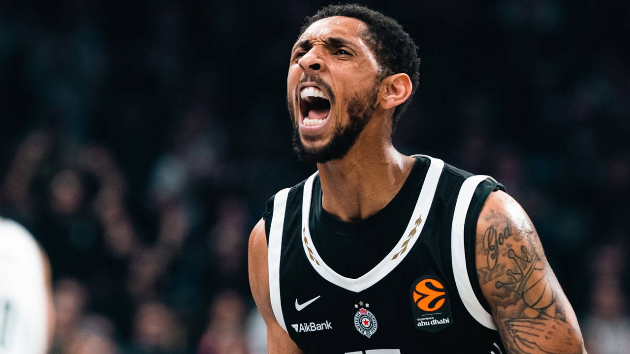 Anadolu Efes, ABD basketbolcu Cameron Payne'i transfer etti, sezon hedefleri belirlendi.