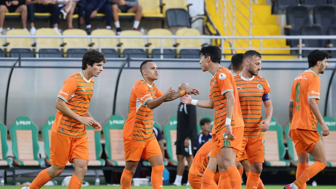 Alanyaspor 4-0 kazandı