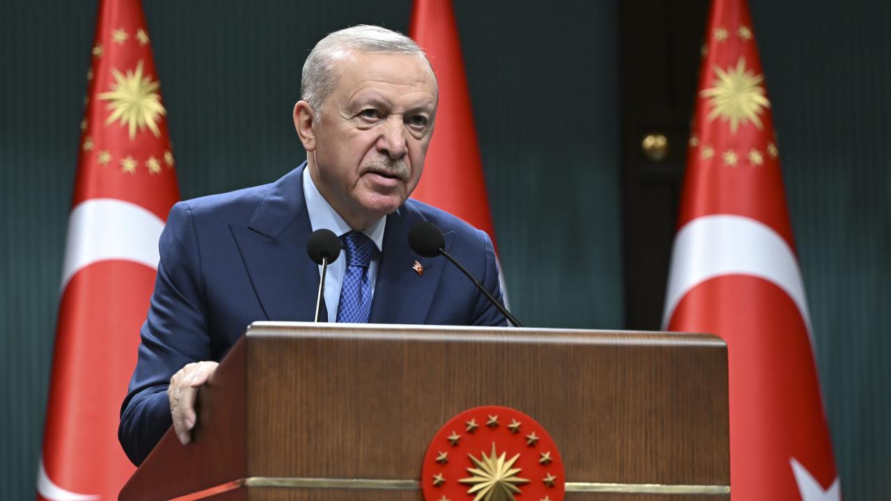 Cumhurbaşkanı Erdoğan: Yılın 5 ayında ihracat rekoru kırarak tarihi başarıya imza attık