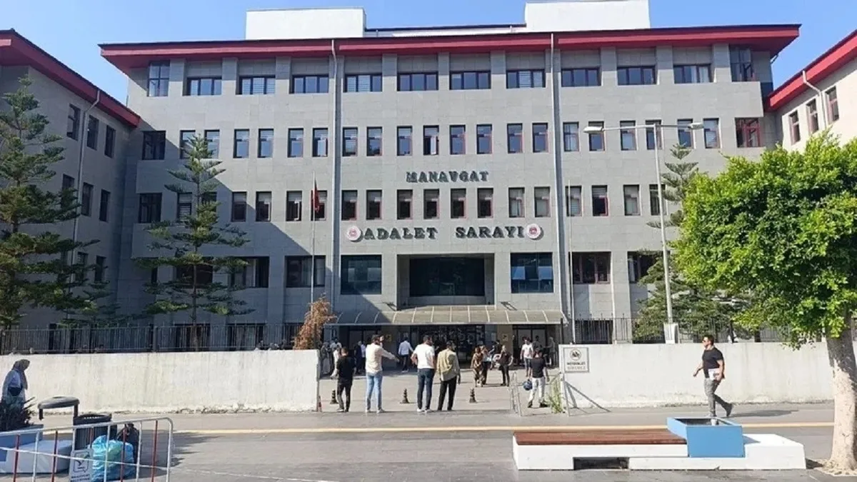 Savcılık katibinden skandal para trafiği! “Çocuğuna dava açılmayacak” vaadiyle dolandırdı