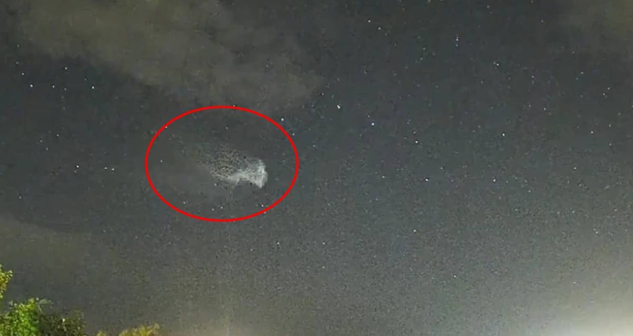 Parlak bir cisim gece gökyüzünde aniden belirdi: Görenler gözlerine inanamadı