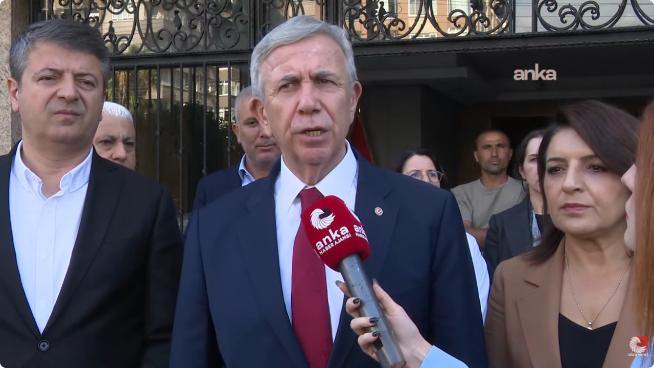 Son Dakika | Mansur Yavaş Vahap Seçer'e destek için Mersin'de!