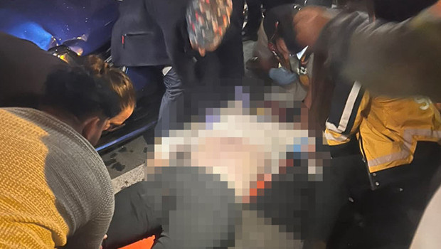 Alanya'da feci kaza: Kamyonetin metrelerce sürüklediği genç motosiklet sürücüsü can verdi