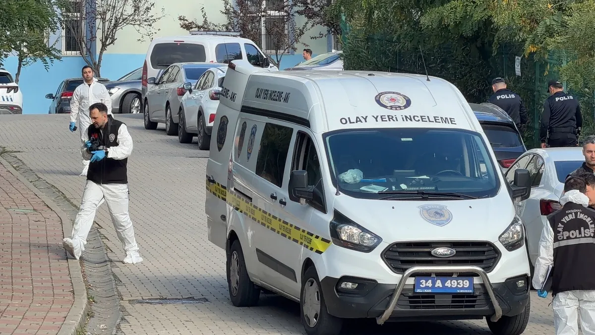 SON DAKİKA | İstanbul'da ortaokulda bıçaklı saldırı! 6 öğrenci yaralandı