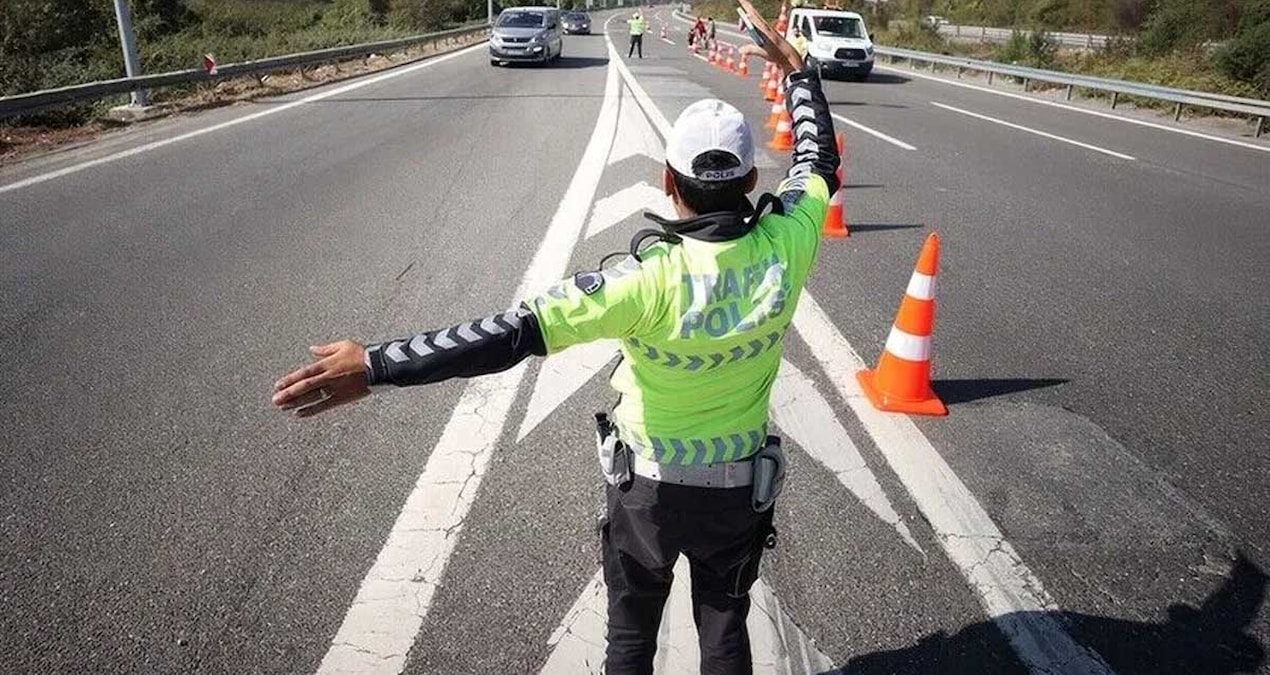 Ankara'da bazı yollar çift yönlü trafiğe kapalı olacak