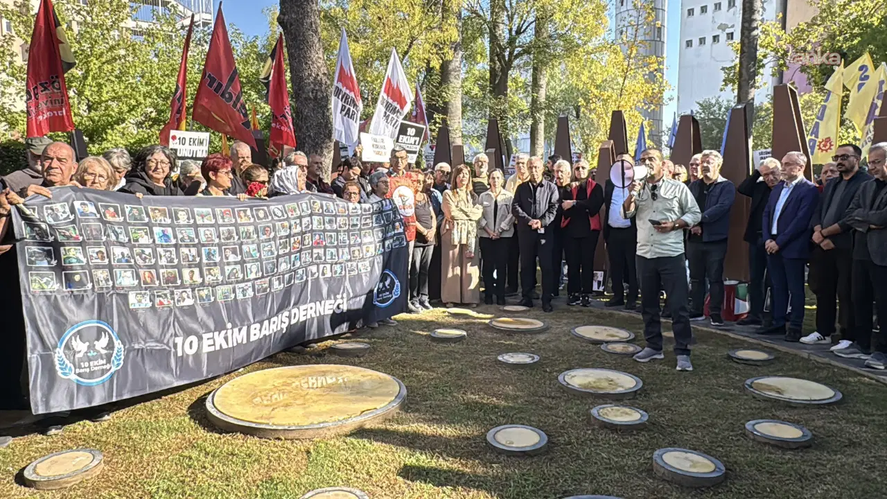 İzmir'de 10 Ekim anması: Adalet arayışımızı sürdüreceğiz