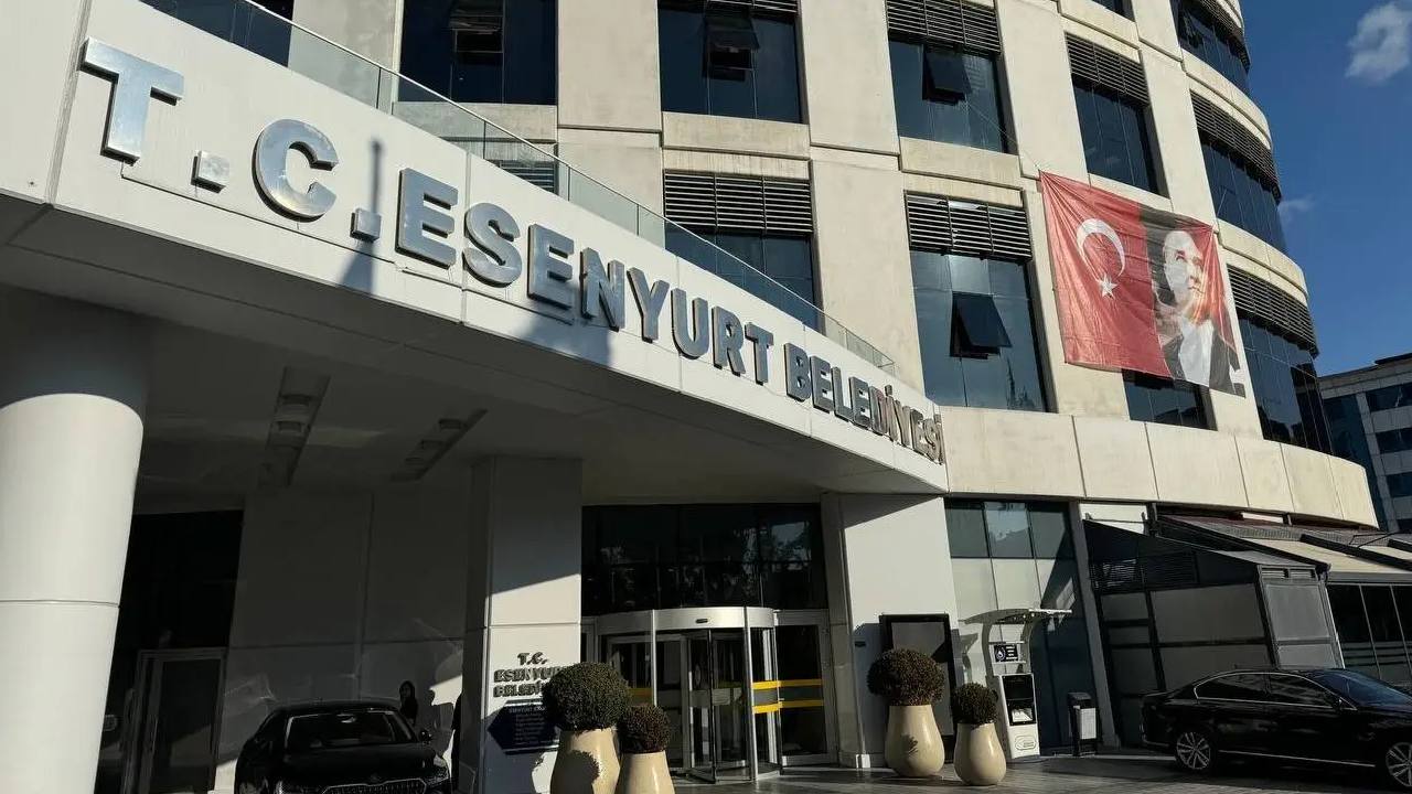 Kayyım yönetimindeki Esenyurt Belediyesi’ne operasyon: 9 tutuklama... Başkan yardımcısı da aralarında!