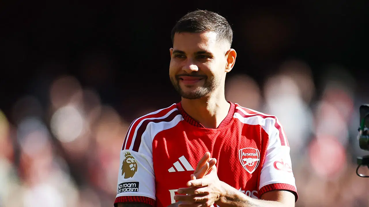 Arsenal, Leeds United'ı geriden gelerek mağlup etti