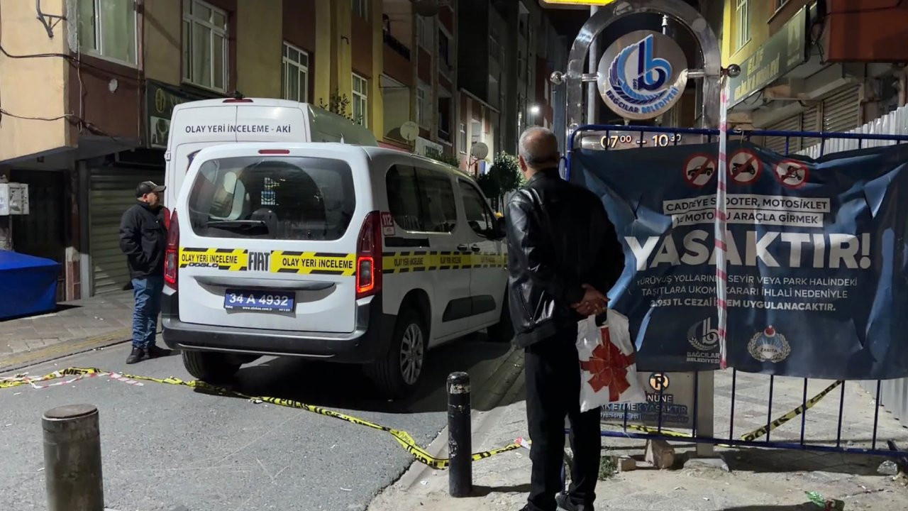 Cadde ortasında silahlı saldırı: 1 kişi hayatını kaybetti, polis bölgeyi ablukaya aldı!